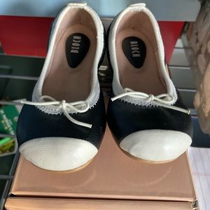 Toddler Bloch leather ballet flats sz EU 24 US 7